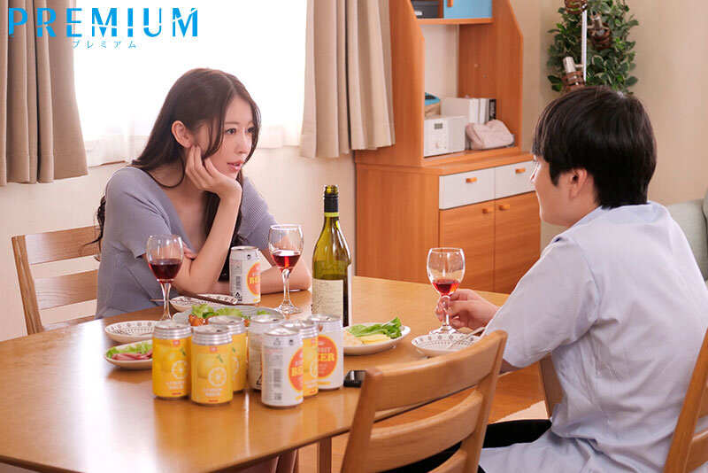 Jav vietsub Hinako Mori kích thích khi thấy vợ rên rỉ cùng đàn em